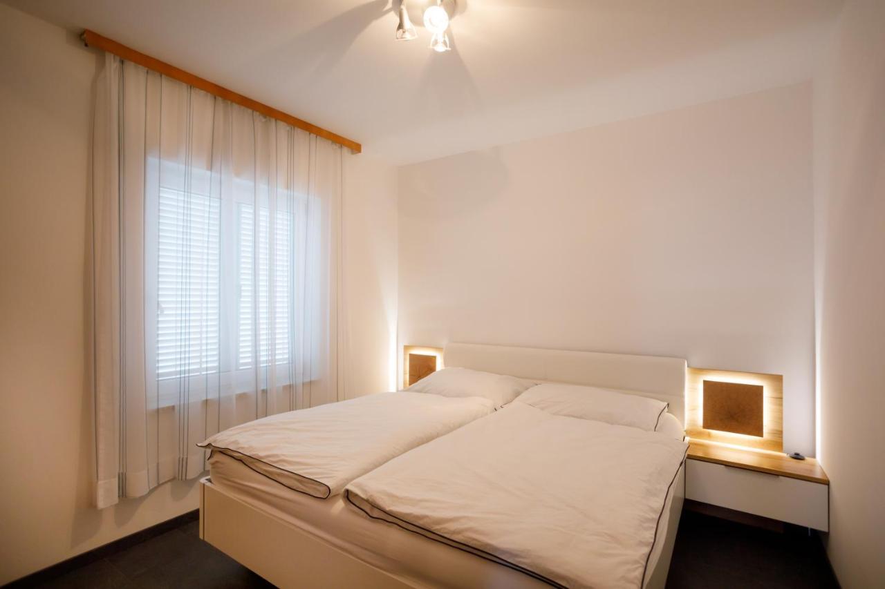 Apartments Lacic Đảo Krk Ngoại thất bức ảnh